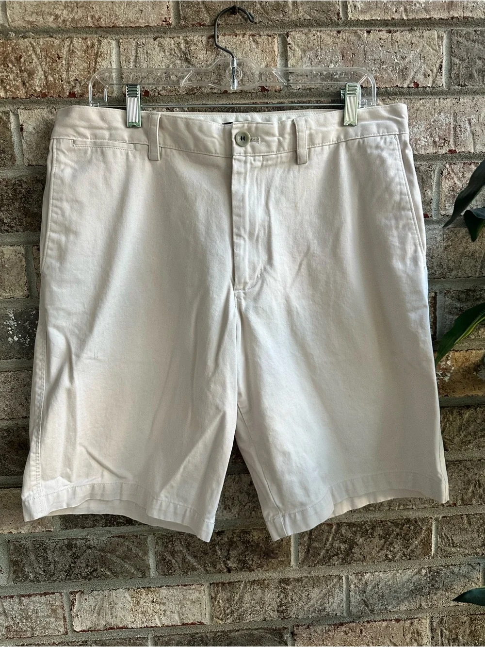 Banana Republic Men's Tan Flat Front Shorts